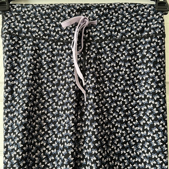The Upside Butterfly Drawstring Leggings Size 8 - Picture 4 of 7